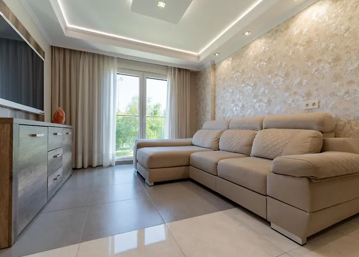 アパート By Cruceiro バイヨーナ